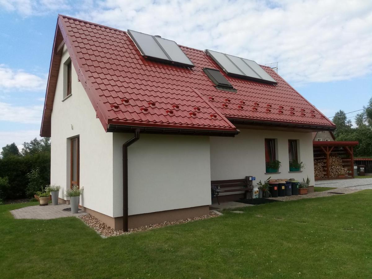 Mala Chatka Caloroczny Domek Krzeszow  Exterior foto