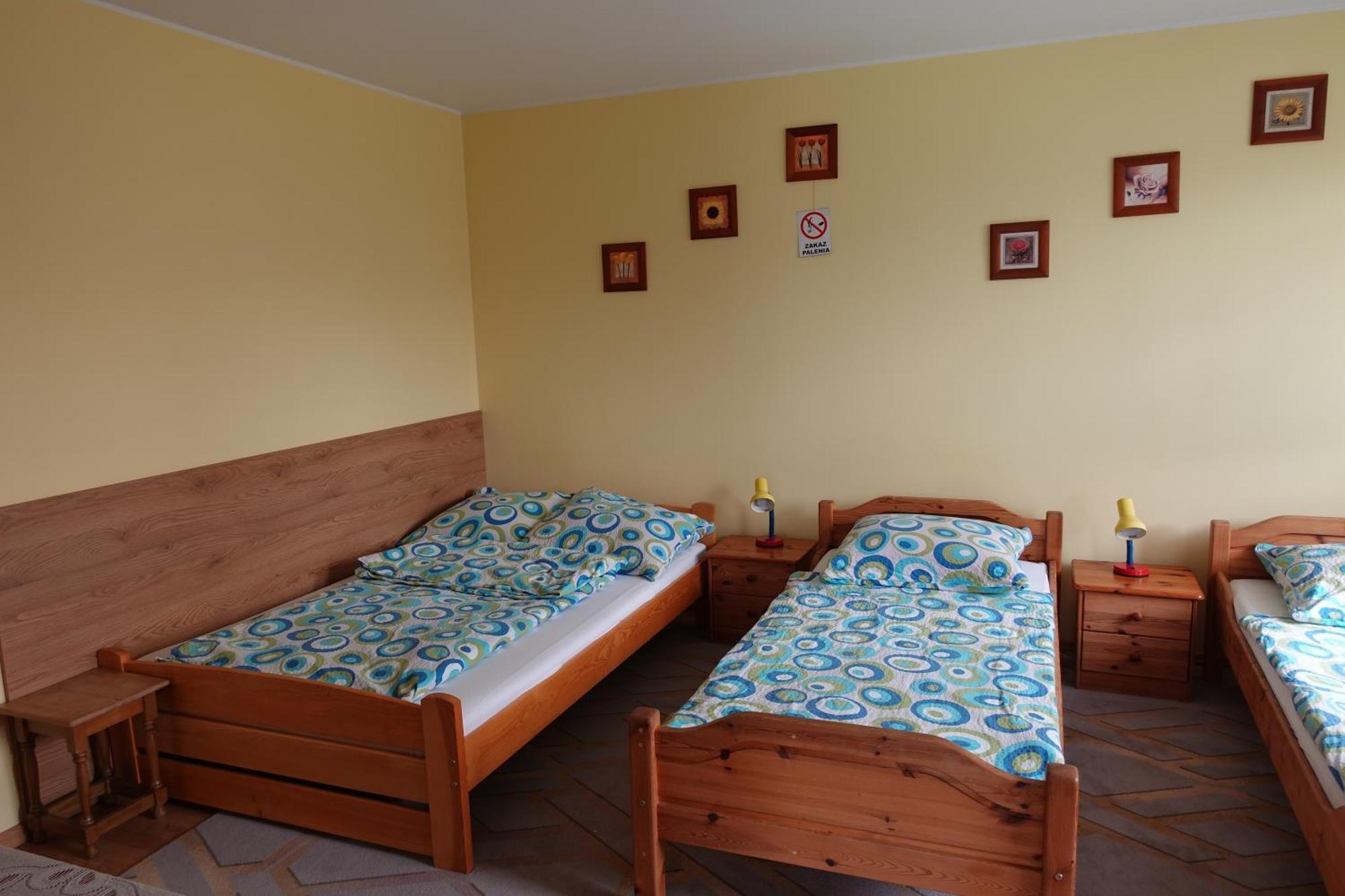 Mala Chatka Caloroczny Domek Krzeszow  Exterior foto
