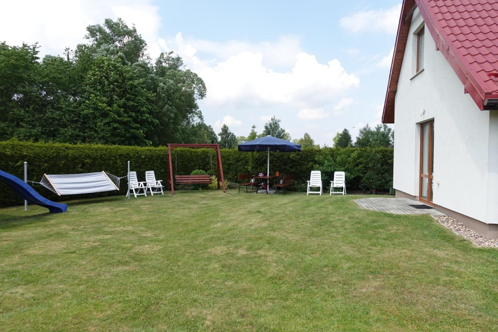 Mala Chatka Caloroczny Domek Krzeszow  Exterior foto